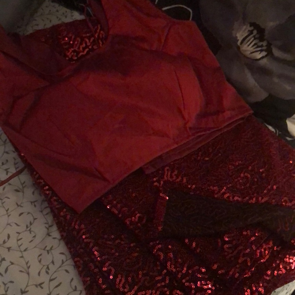 COPY - Sequin red saree with sleeveless blouse